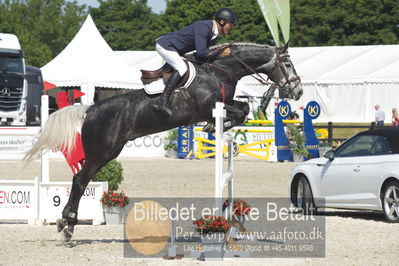 Csi1 two phases 135cm
Showjumping
Nøgleord: lars noergaard pedersen;clintendo