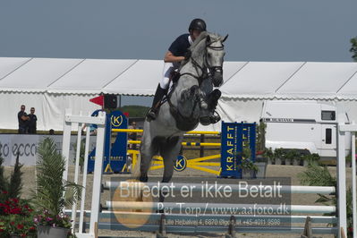 Csio3 two phsaes   140cm
Showjumping
Nøgleord: harry charles;sieco