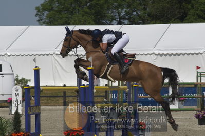 Csio3 two phsaes   140cm
Showjumping
Nøgleord: rikke haarstup kristensen;bøgegårdens graf-top