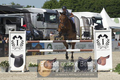 Csio3 two phsaes   140cm
Showjumping
Nøgleord: anna power;edison w