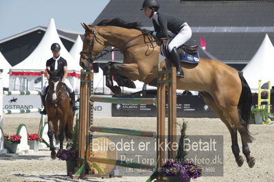 Csio3 two phsaes   140cm
Showjumping
Nøgleord: raena leung;orphee du granit