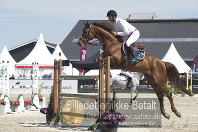 Csio3 two phsaes   140cm
Showjumping
Nøgleord: mike patrick leichle;coriano carthago