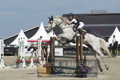 Csio3 two phsaes   140cm
Showjumping
Nøgleord: karoline vistesen graversen;sir  edward