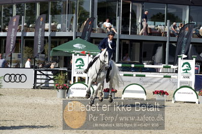 csio3 a1 150cm
Showjumping
Nøgleord: elia simonetti;kentucky vh neerhof z