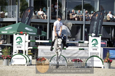 csio3 a1 150cm
Showjumping
Nøgleord: konstantin deeken künnemann;ak's browney