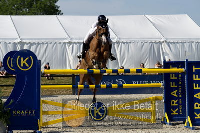 csio3 a1 150cm
Showjumping
Nøgleord: thomas lambert;thalie st loise