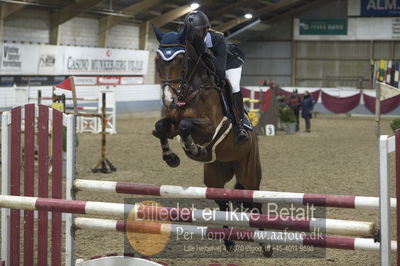 Vejle Rideklub
Sprngstævne for hest
Nøgleord: alberte n;kamilla emellie houborg