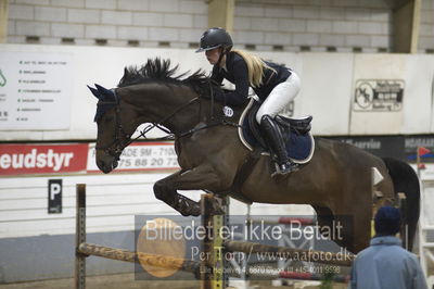 Vejle Rideklub
Sprngstævne for hest
Nøgleord: quinta 92;louise hoej