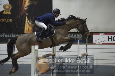 Vejle Rideklub
Sprngstævne for hest
Nøgleord: hattrick;robin grauff jacobsen