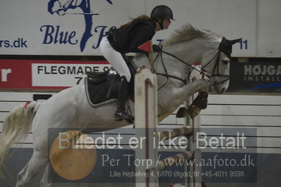 Vejle Rideklub
Sprngstævne for hest
Nøgleord: signe kahr christensen;cosmo