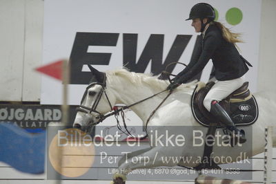 Vejle Rideklub
Sprngstævne for hest
Nøgleord: sarah svendgaard;raiborne de pranzac