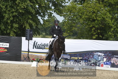 Dm - Uwm iagttagelse - Paradressur
fei 7års iagttagelses klasse til uwn
Nøgleord: jim rasmussen;polka sensation nexen