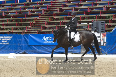 Dm - Uwm iagttagelse - Paradressur
fei 7års iagttagelses klasse til uwn
Nøgleord: jim rasmussen;polka sensation nexen