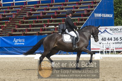 Dm - Uwm iagttagelse - Paradressur
fei 7års iagttagelses klasse til uwn
Nøgleord: jim rasmussen;polka sensation nexen