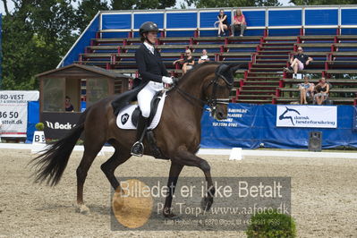 Dm - Uwm iagttagelse - Paradressur
fei 7års iagttagelses klasse til uwn
Nøgleord: carina cassøe krüth;red diamant