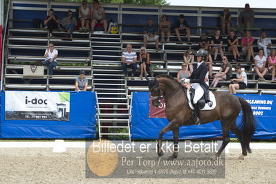 Dm - Uwm iagttagelse - Paradressur
fei 7års iagttagelses klasse til uwn
Nøgleord: carina cassøe krüth;red diamant