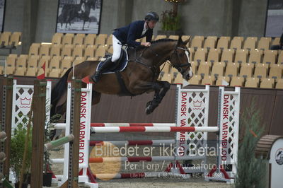 Dansk Rideforbunds Championats finaler 201
Dansk Rideforbunds Championats finaler 2018 - spring
Nøgleord: un;jesper meyenburg